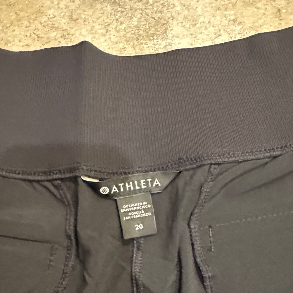 Athleta Women's Black Athletic Shorts - Picture 2 of 4